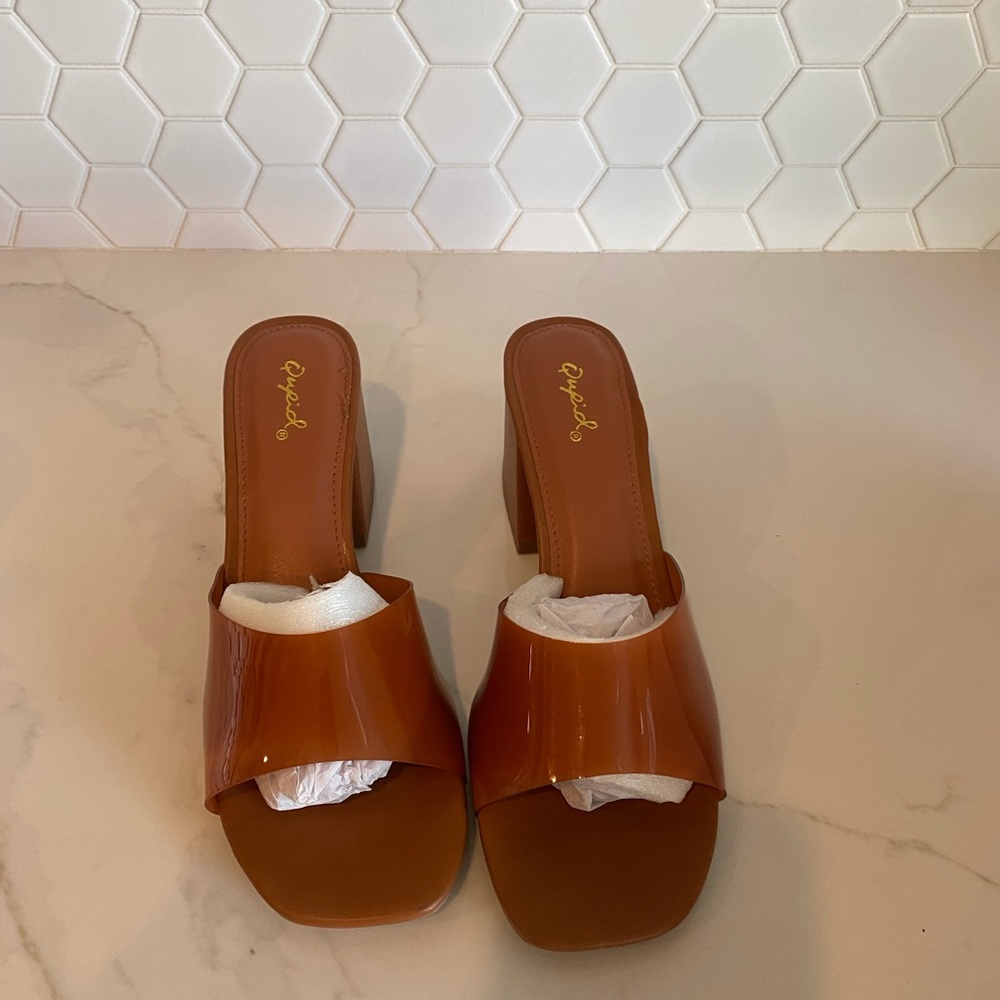 NIB Quipid Katen Transparent Open Toe Cognac Block Heel Sandal - Picture 5 of 16